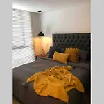 Apartaestudio Amoblado,Furnished Studio Apartment Wifi Gratuito