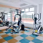 Plaza Suites Apartments