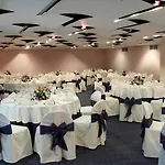 Hotel Windsor House Inn By Geh Suites