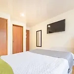 Ayenda 1032 Titas House