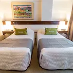 Hotel Suites Real 97