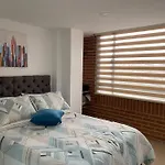 Moderno Apartamento Cerca Al Aeropuerto