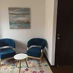 Apartamento Con Terraza Privada- Clinica Reina Sofia