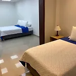 Aparta Hotel Montealegre