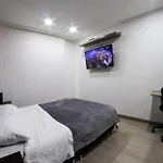 Loft Con Balcon Lgbtq+ Theatron