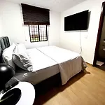 “Hermoso Y Comodo Apartamento Cerca Al Aeropuerto!