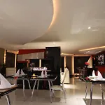 Hotel Suites 108
