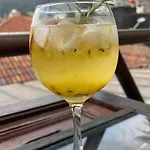 Hostal Casa Astromelia