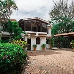 Villa With Swimming Pool, Jacuzzi And Sauna