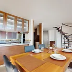 Cm Living 3 Hab, Calle 109, Parking Gratis