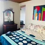Habitaciones Unicentro, Clinica Santa Fe