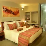 Cm Suite