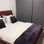 Akros
