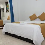Niza Norte Apartahotel