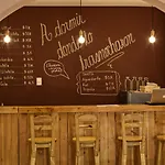 Closer Hostel