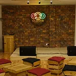 Closer Hostel