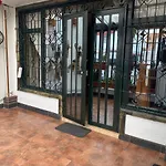 Apartamento Boutique Cerca Del C.C. Titan Plaza