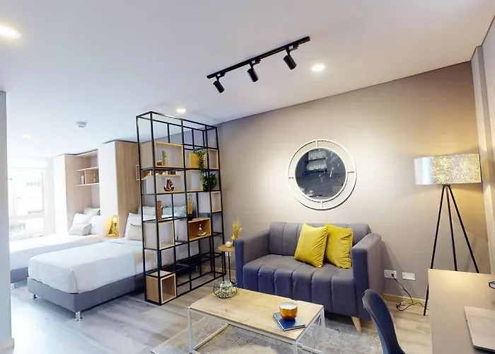 Cabrera 85-12 Apartments