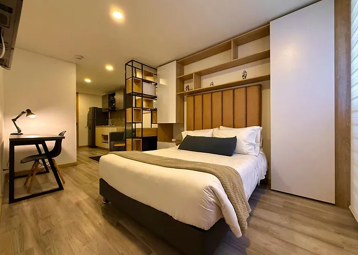 Modern Loft In 85St Near Andino