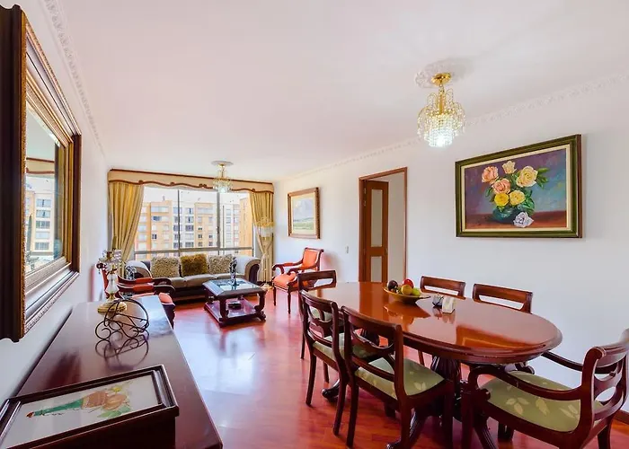Apartamento Amoblado, Amplio, Ciudad Salitre Bogota Colombia