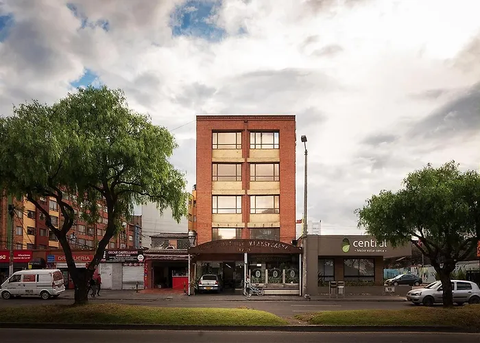 Hotel Ejecutivo Av La Esperanza