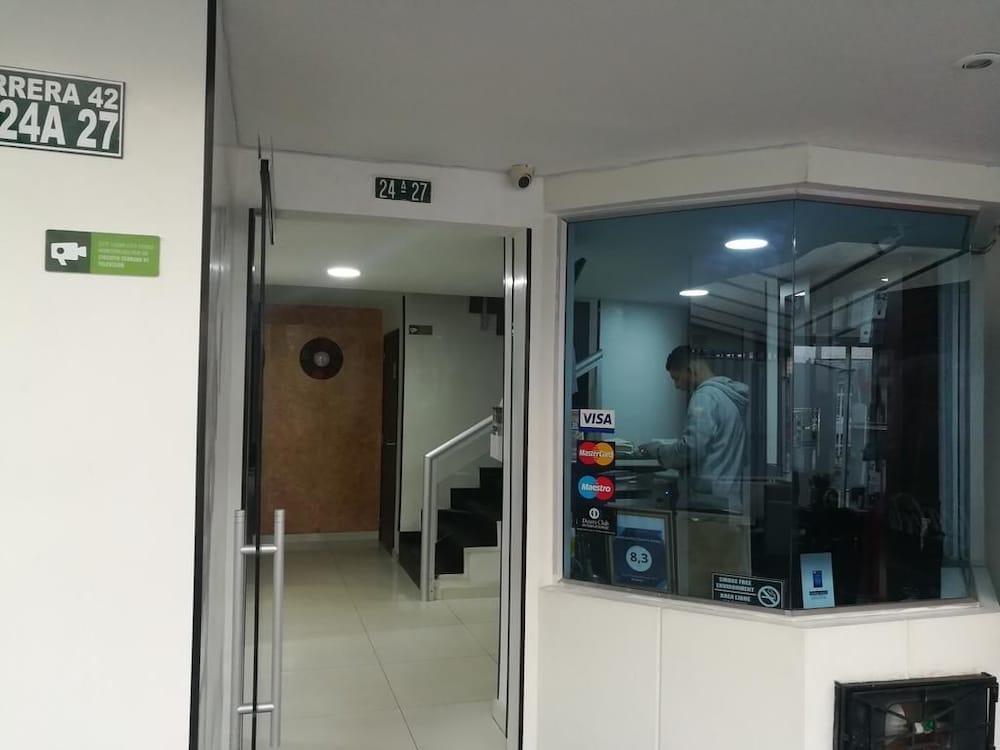Hotel Quality Comfort House Bogota