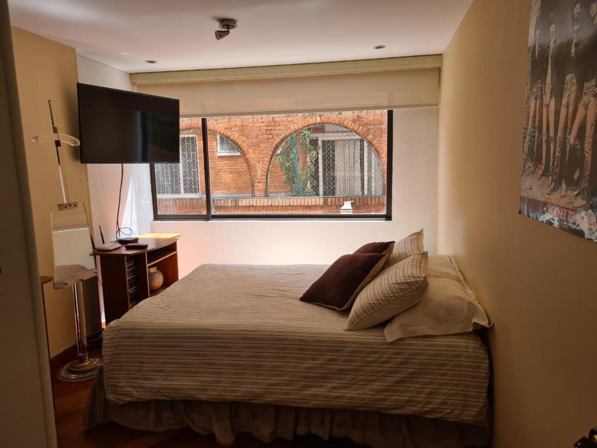 Tu Hogar Cerca A La Zona T Homestay
