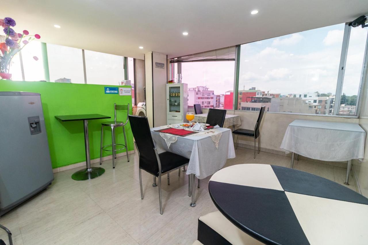 Hotel Ayenda Titan Jj 1075 *