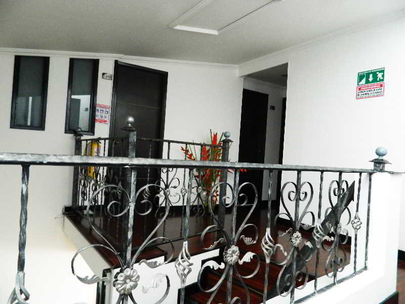Hotel Esmeralda Real 2*