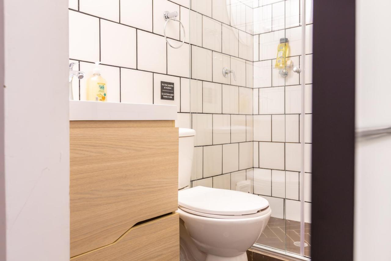 Lhote Apartment