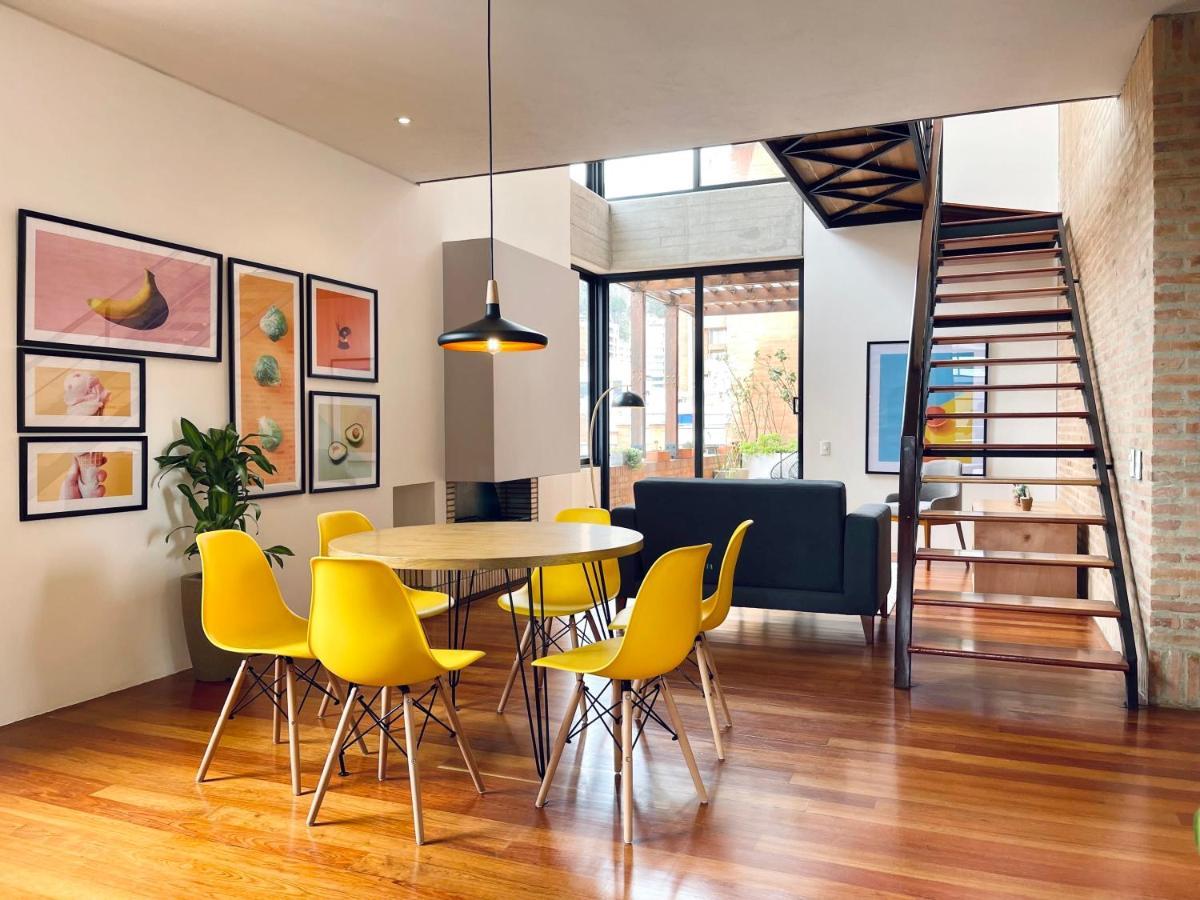 Dazzling Duplex Penthouse In Rosales Apartment