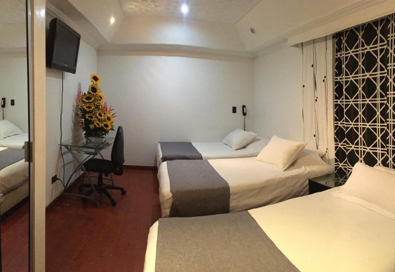 Hotel Ejecutivo Embajada 3*