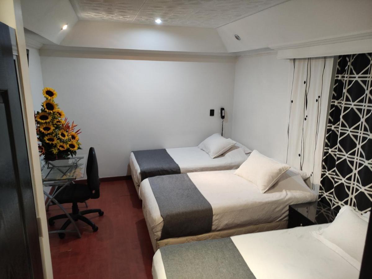 Hotel Ejecutivo Embajada Hotel 3*