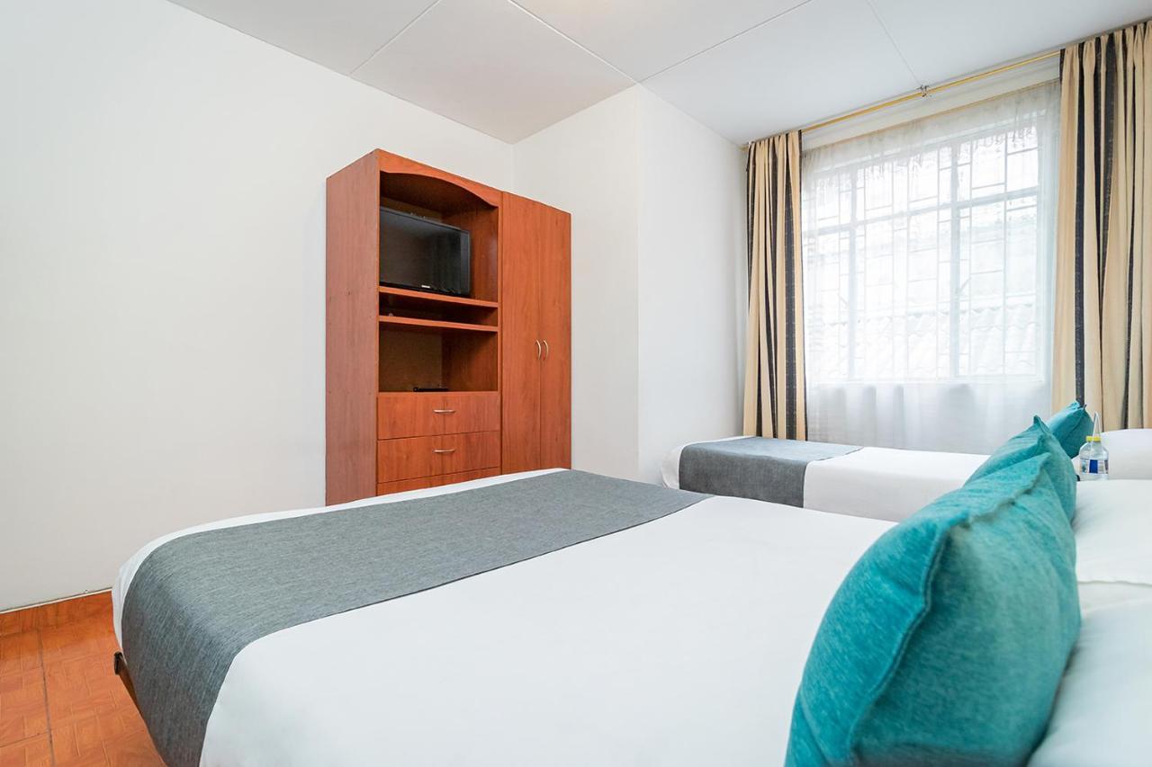 Hotel Ayenda Casa Maconglo - Hotel1022 Bogota