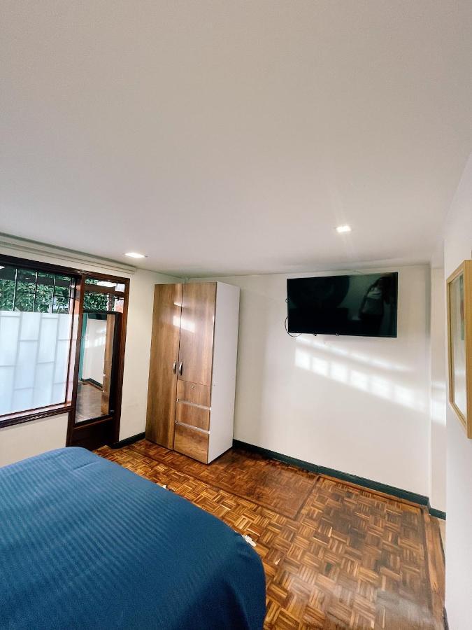 Casa Menta Hostel *