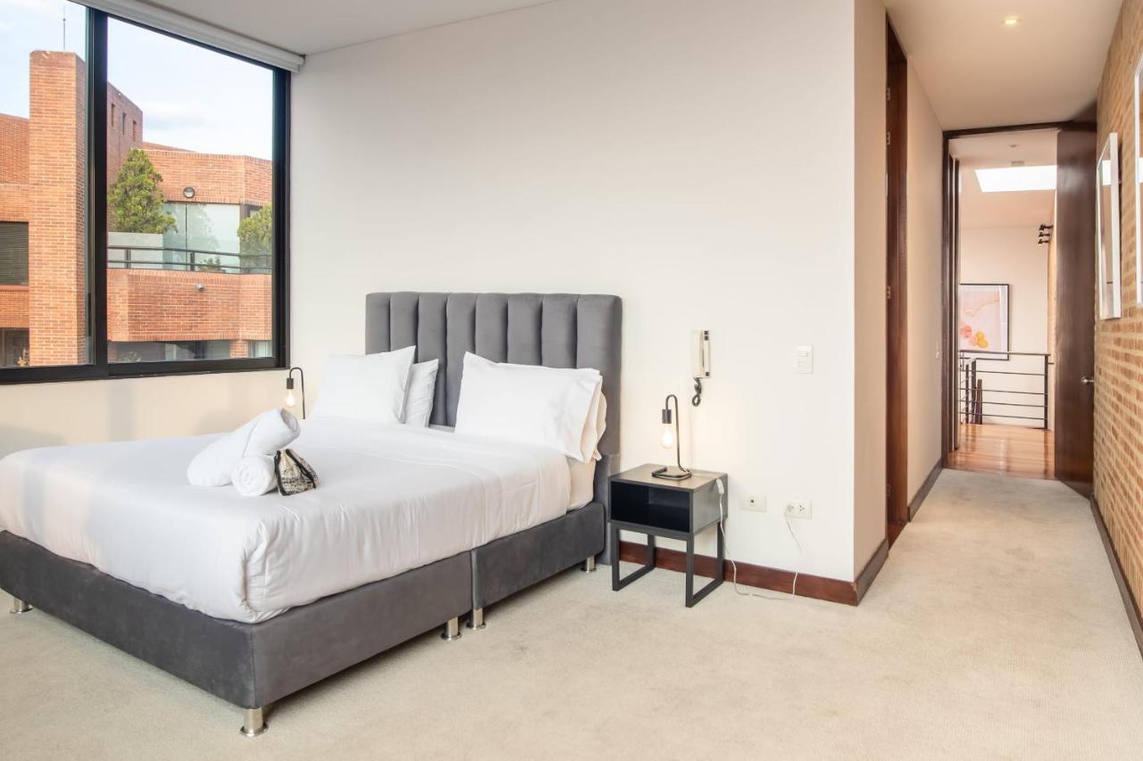 Dazzling Duplex Penthouse In Rosales * Bogota