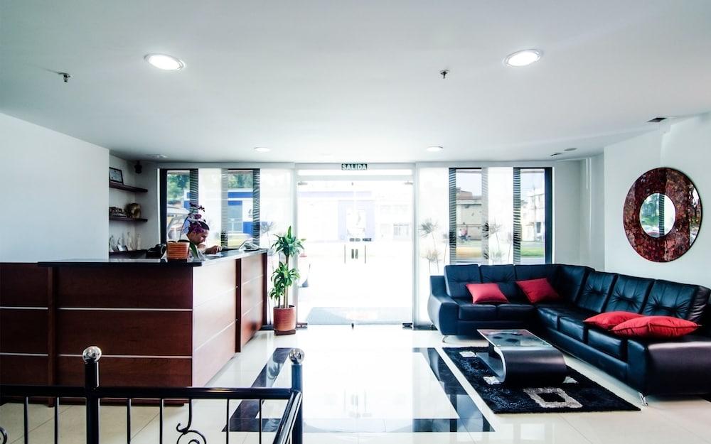 Hotel Parque 63