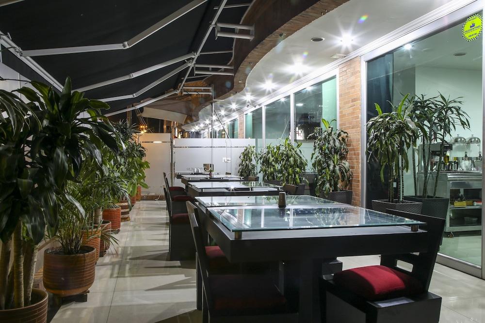 Parque 63 Hotel 4*