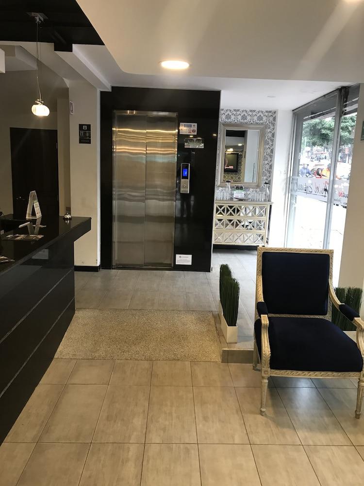 Hotel Express 53 Bogota