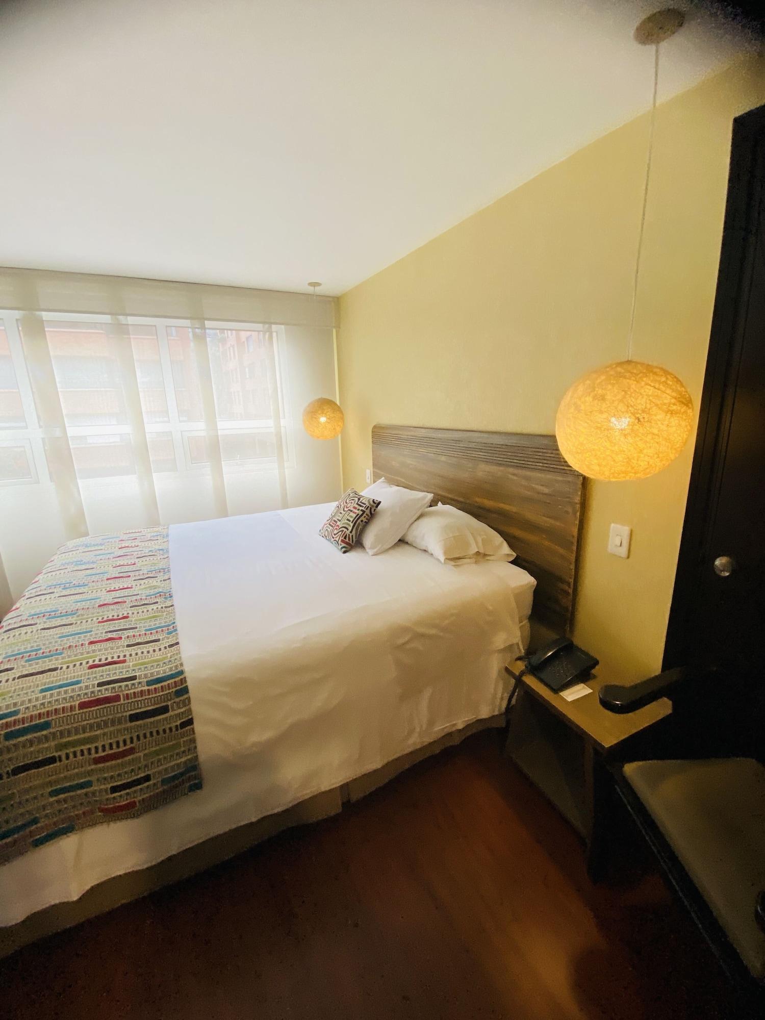 Hotel Retiro 84 By Mij