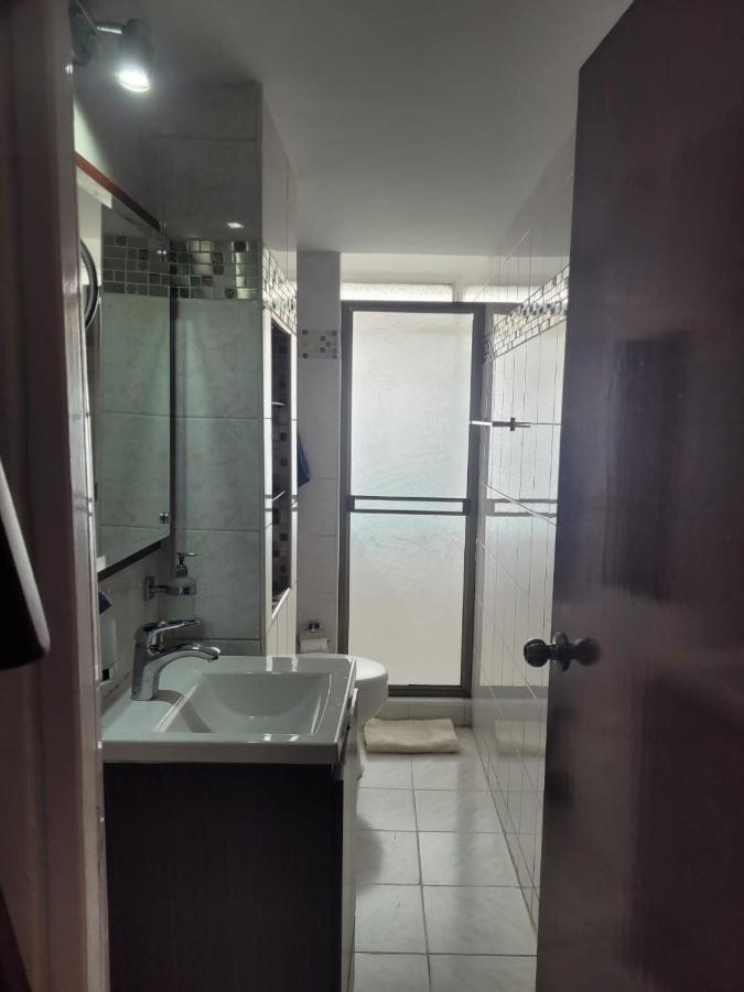 Apartment Homy #8 - Apt Grande G12 Agora Corferias Embassy Un *