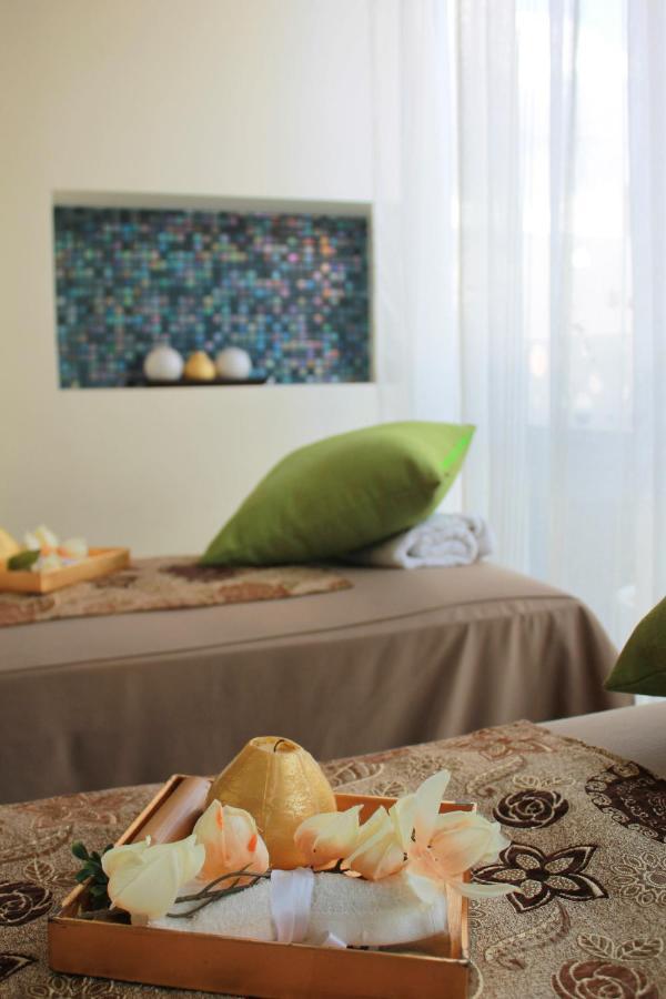 100 Luxury By Preferred Bogota