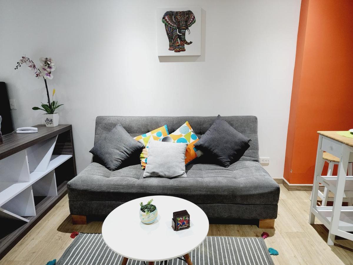 Apartment Lovely, Great Location, 24 Hrs Security In Chapinero Bogota