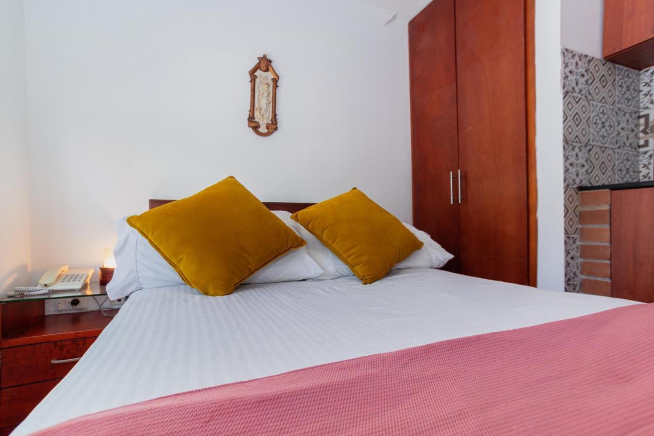 Apartasuites & Plaza 36 Bogota