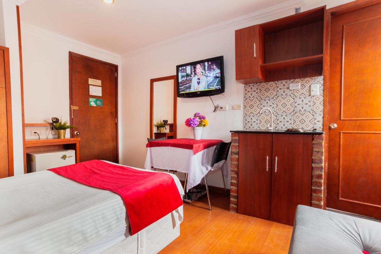 Apartasuites & Plaza 36 *