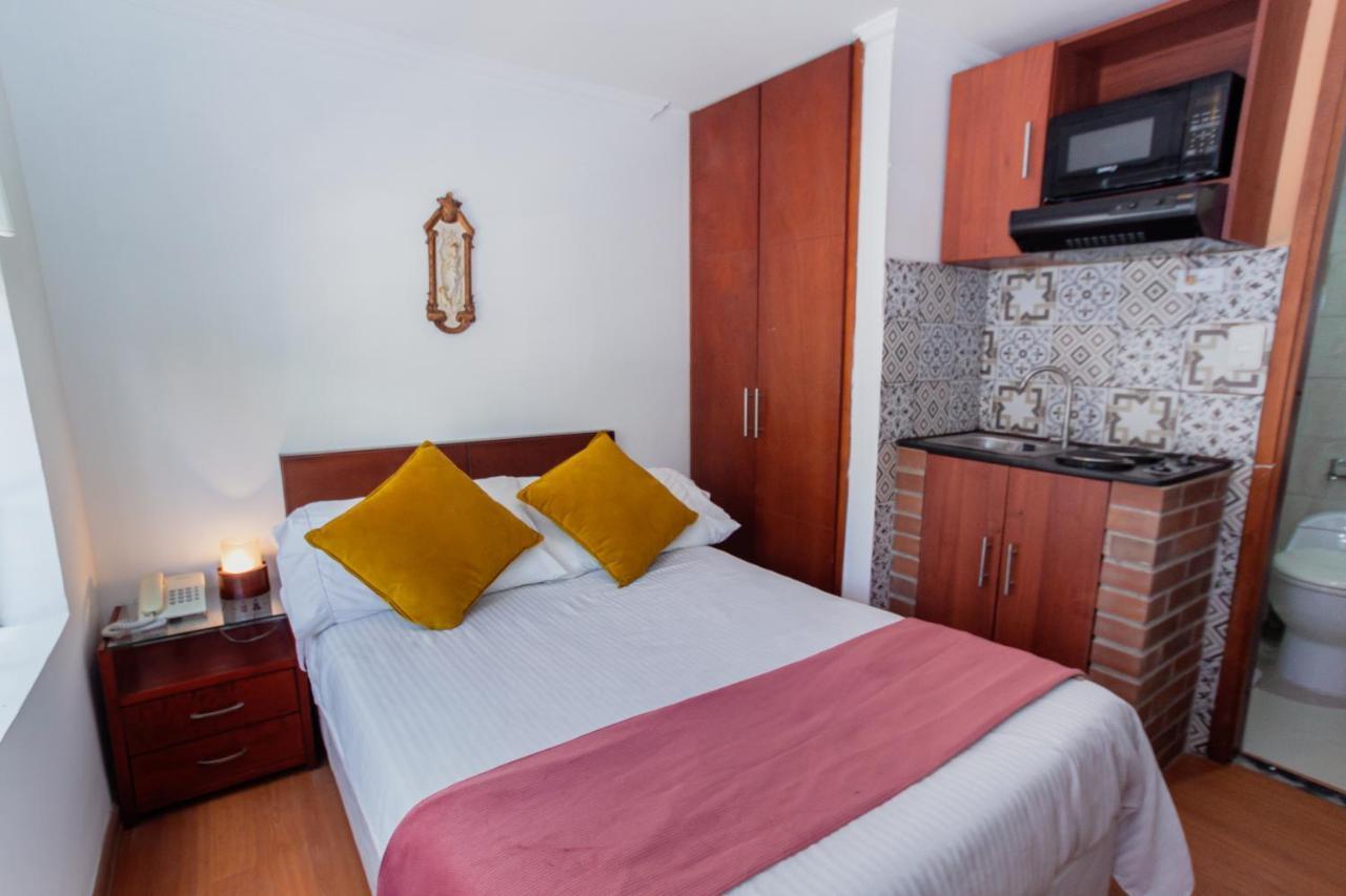 Apartasuites & Plaza 36 * Bogota