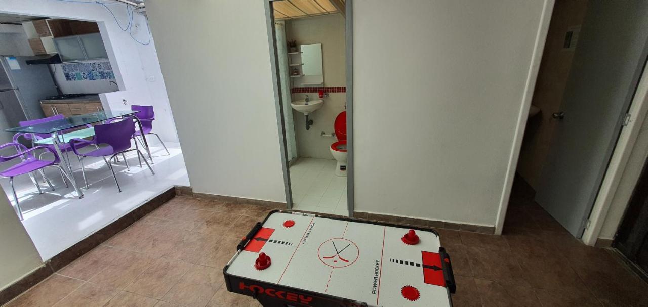 Portal Norte 170 Acogedoras Con Todos Servicios Guest house