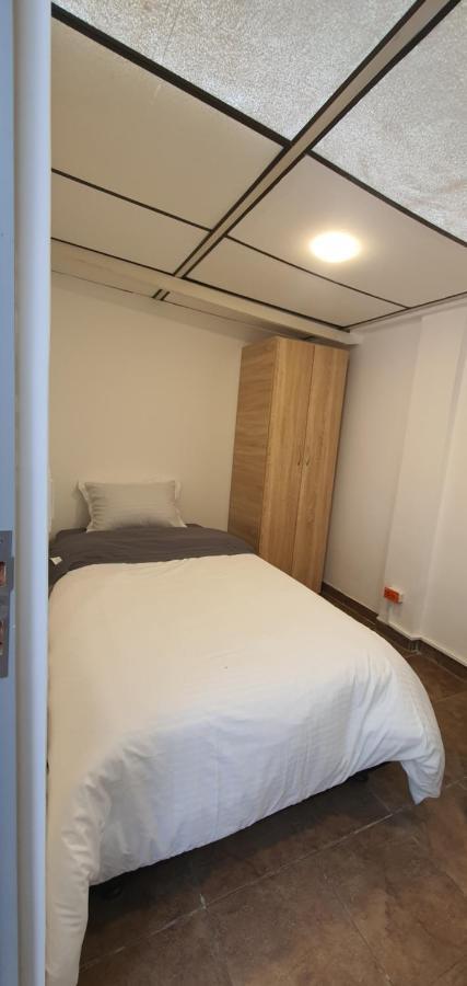 Portal Norte 170 Acogedoras Con Todos Servicios Guest house