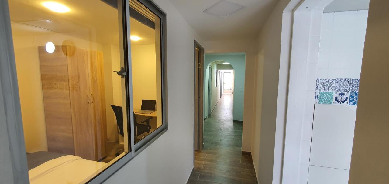 Portal Norte 170 Acogedoras Con Todos Servicios Guest house