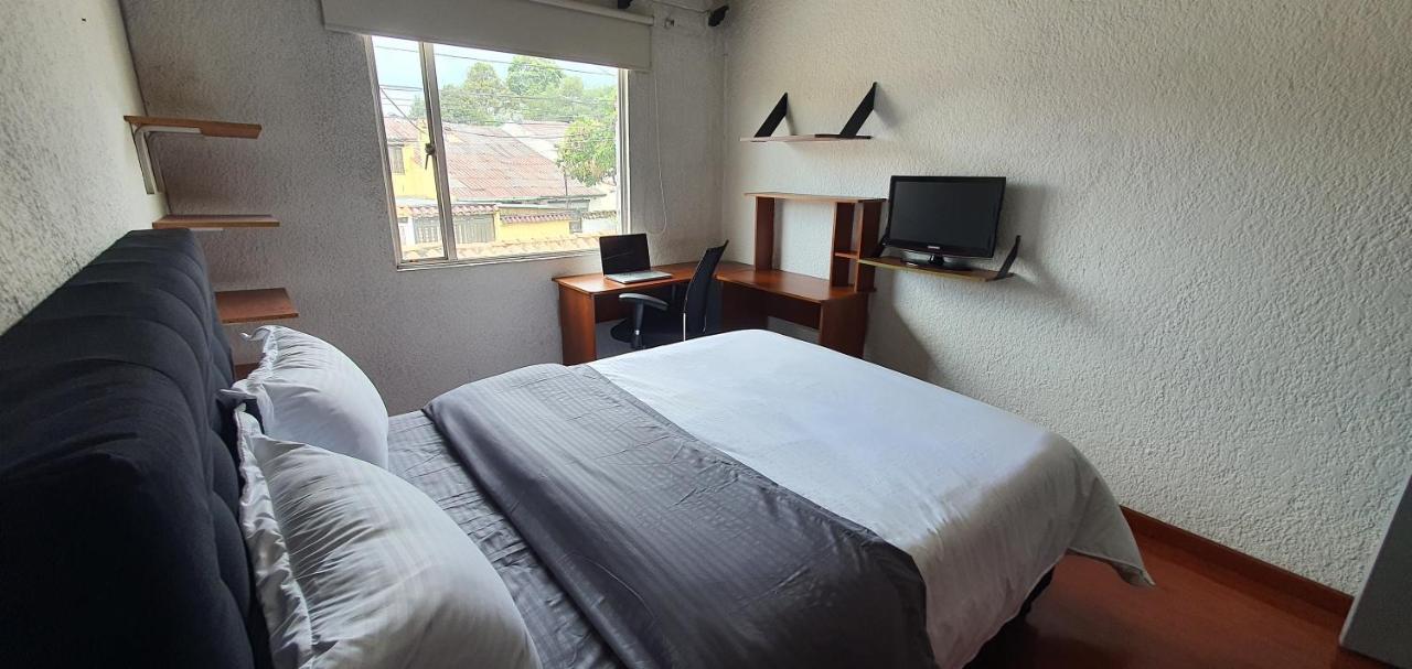 Portal Norte 170 Acogedoras Con Todos Servicios * Bogota